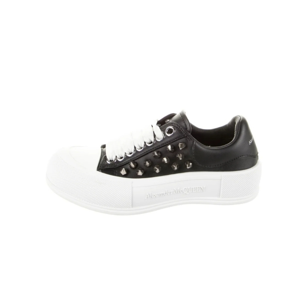 🩵 ALEXANDER MCQUEEN 💙 LIKE NEW NEVER WORN -  Stud Sneakers